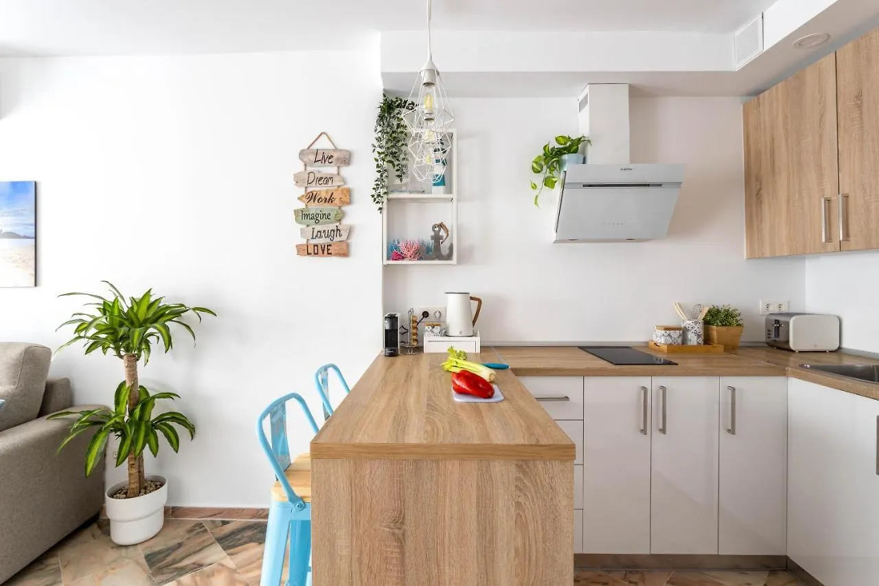Apartamento OleHolidays 316 Romana Playa primera linea playa Marbella